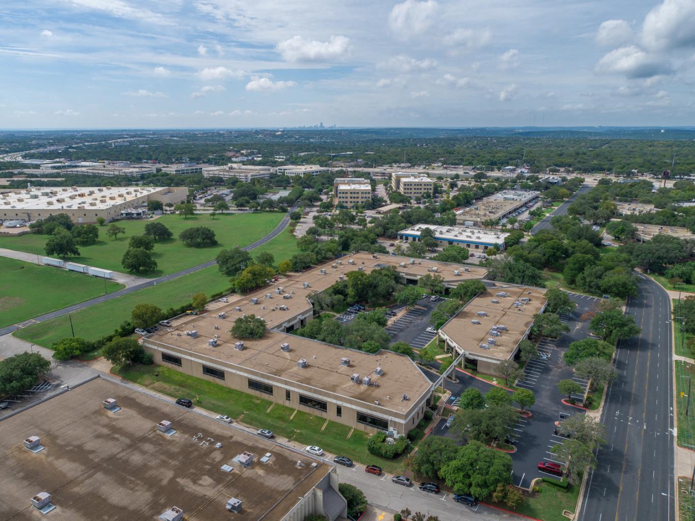 6,244 SF Flex Space in Austin, TX Photo